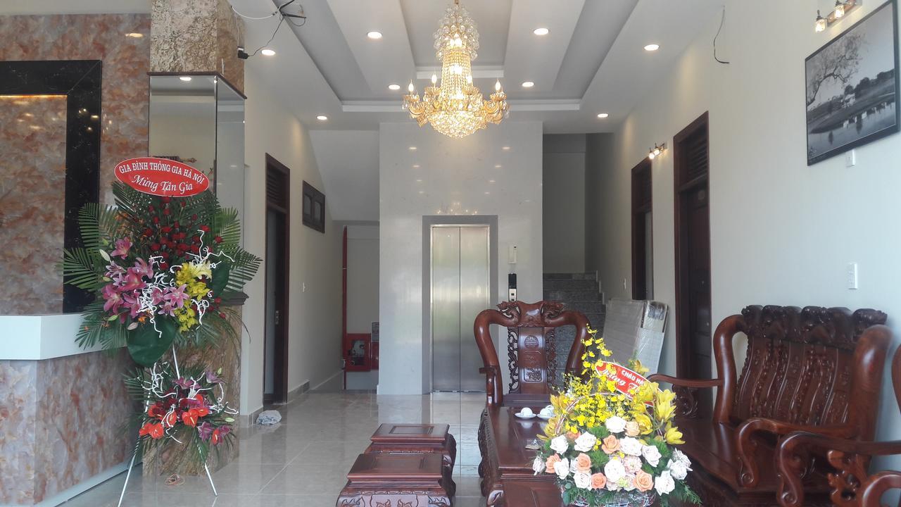 Nang Vang Hotel Dalat Exterior foto