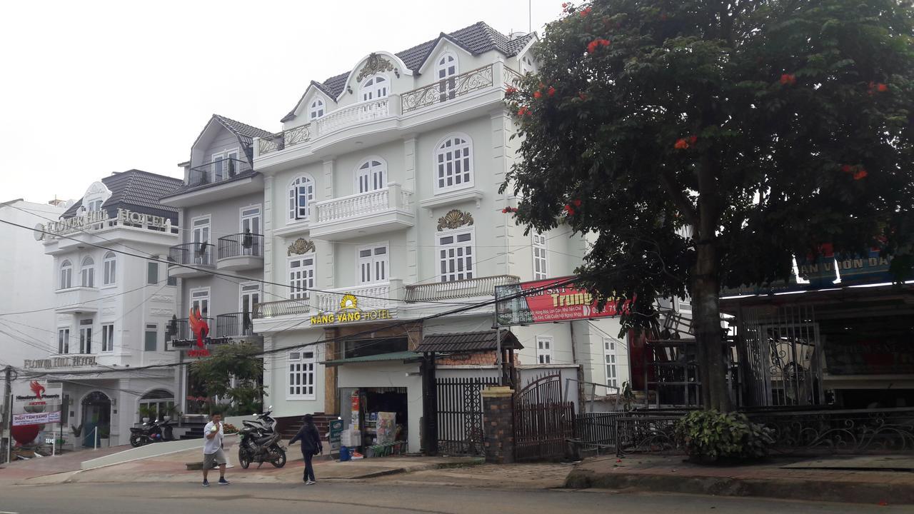 Nang Vang Hotel Dalat Exterior foto